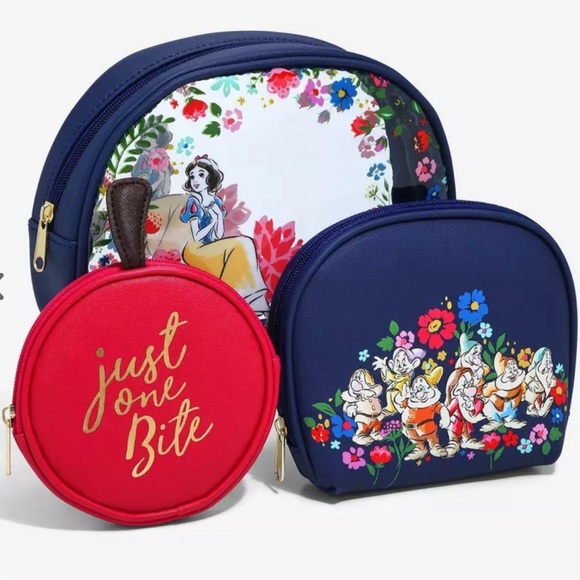 Disney Princess 3PC Snow White Cosmetic Bag Set - Picture 1 of 3